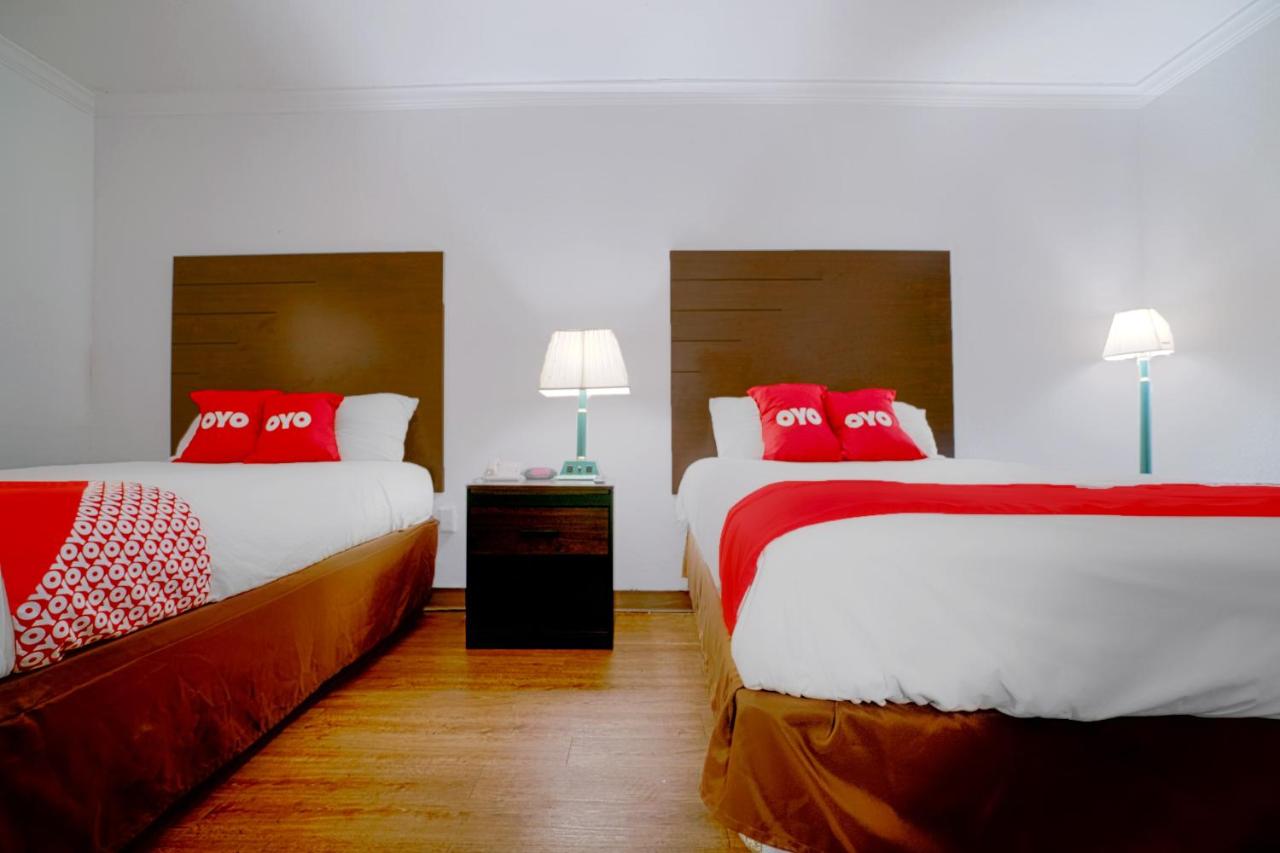 | OYO Hotel Kingsville - Hwy 77
