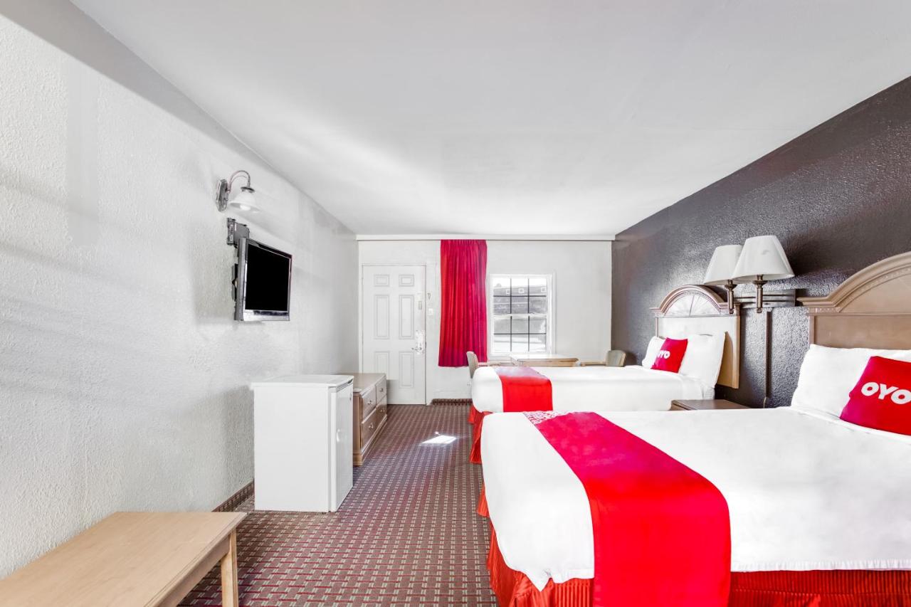 | OYO Hotel Bald Knob AR Hwy 64