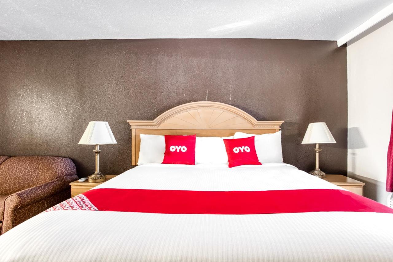 | OYO Hotel Bald Knob AR Hwy 64