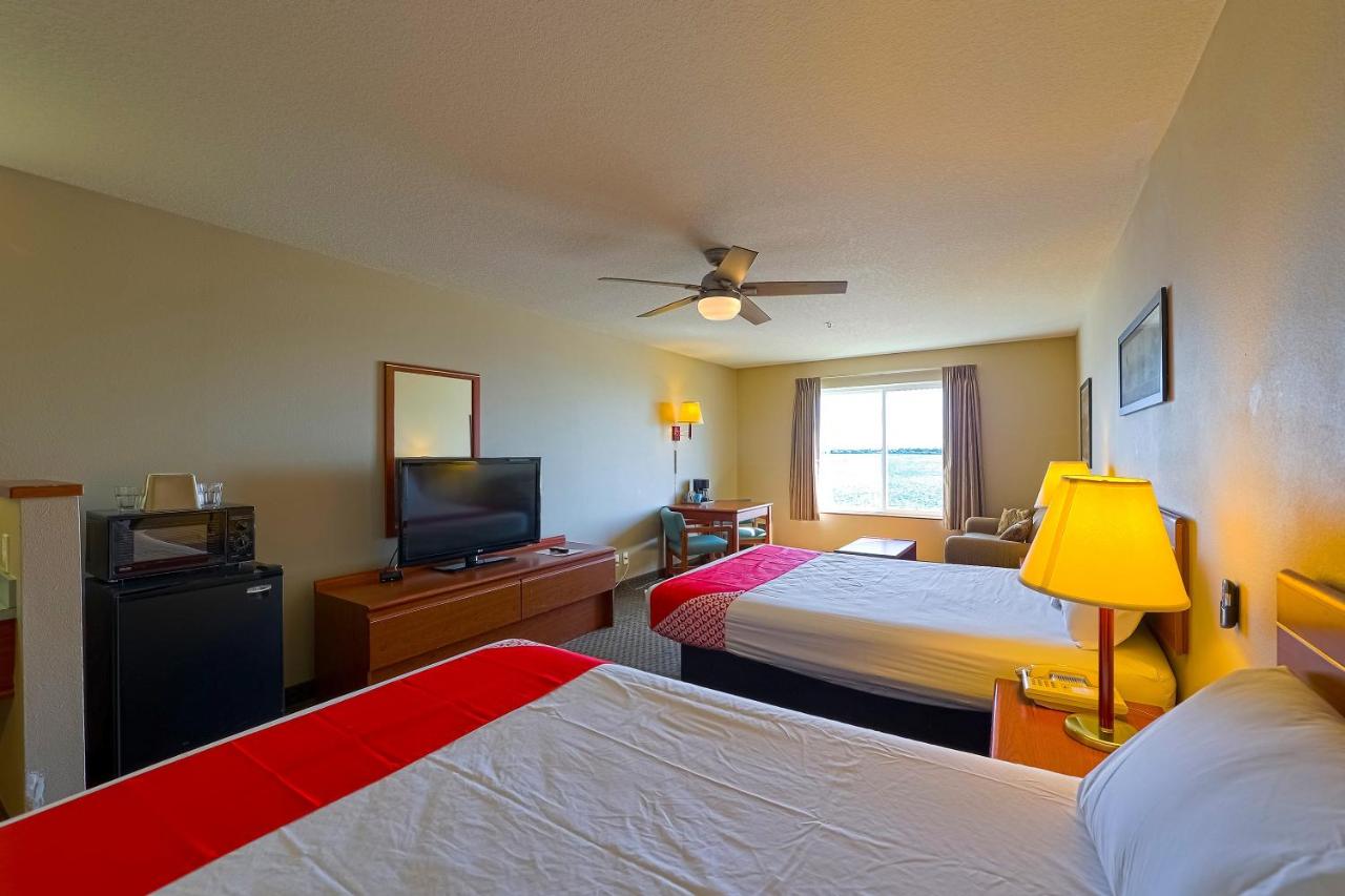 Double Queen Room - Bay view at Siletz Bay Beachfront Hotel by OYO Lincoln City