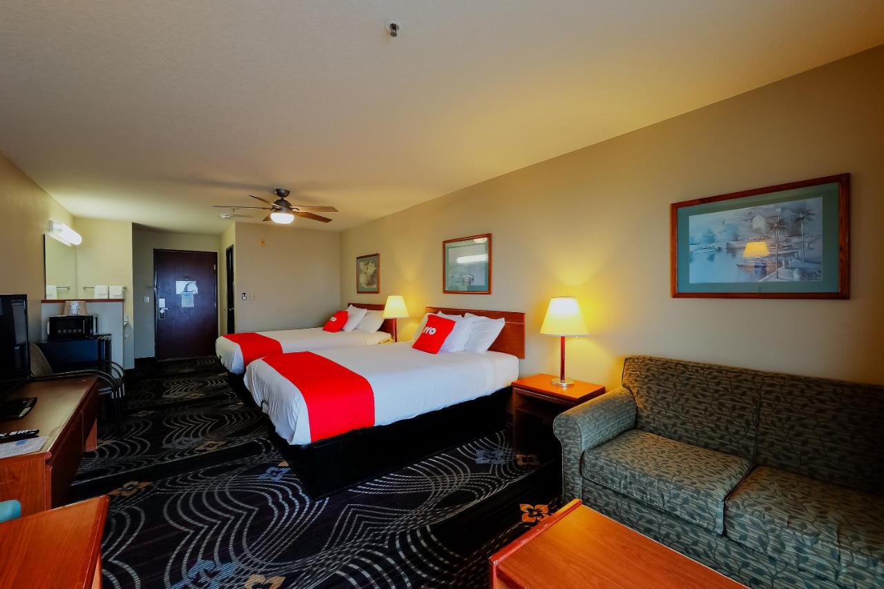 Double Queen Room - Ocean View (Pet Friendly) at Siletz Bay Beachfront Hotel by OYO Lincoln City