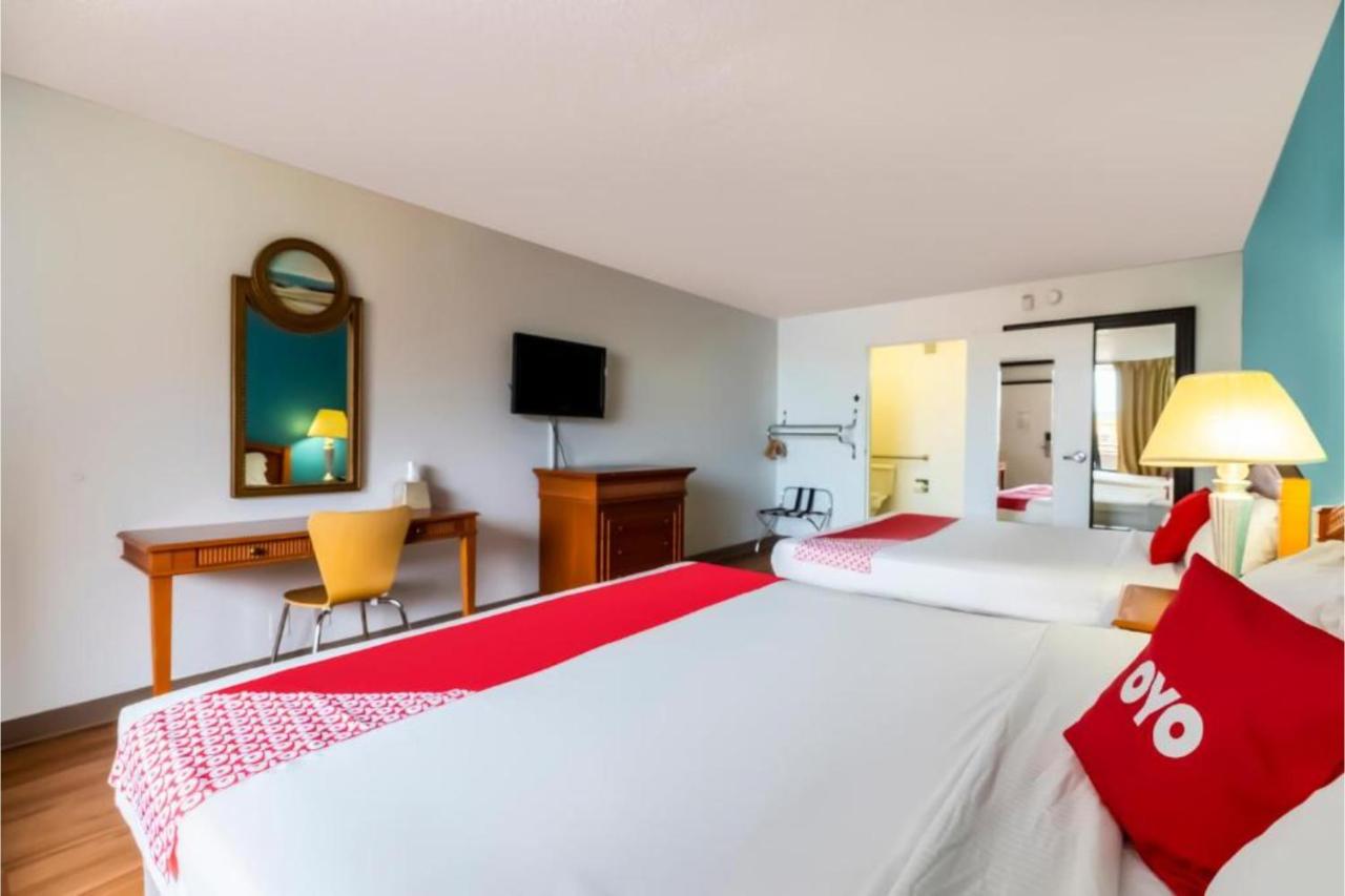 | OYO Hotel Bossier City LA - Red River