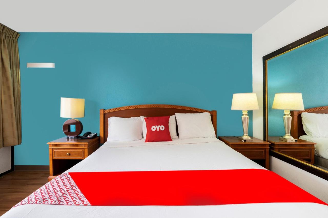 | OYO Hotel Bossier City LA - Red River