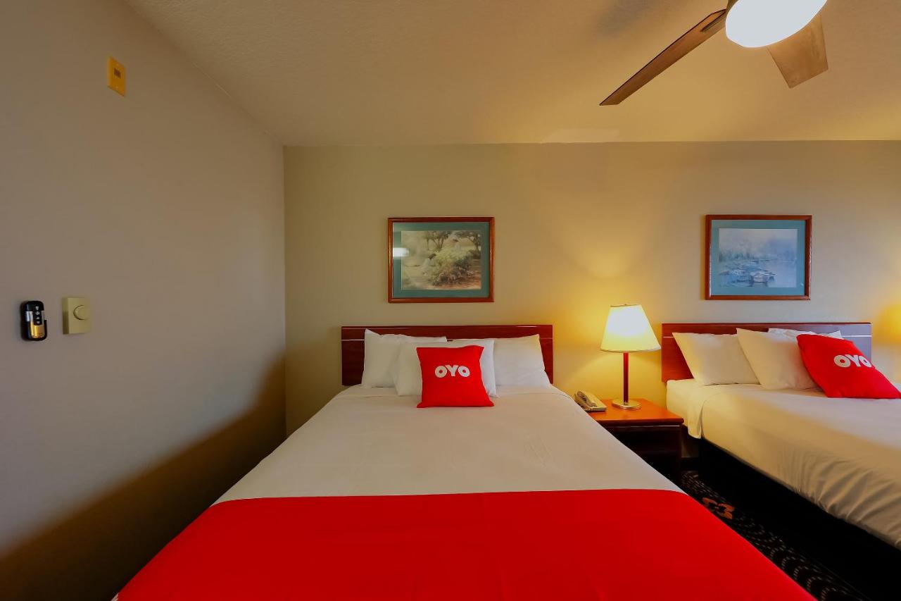 Double Queen Room - Ocean View (Pet Friendly) at Siletz Bay Beachfront Hotel by OYO Lincoln City