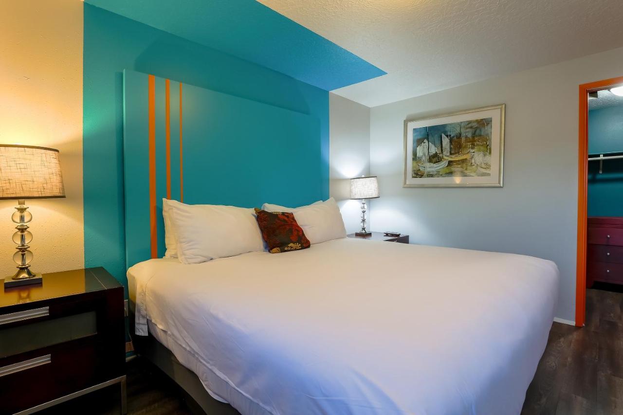 2 Bedroom Apartment at Coast River Inn by OYO Seaside
