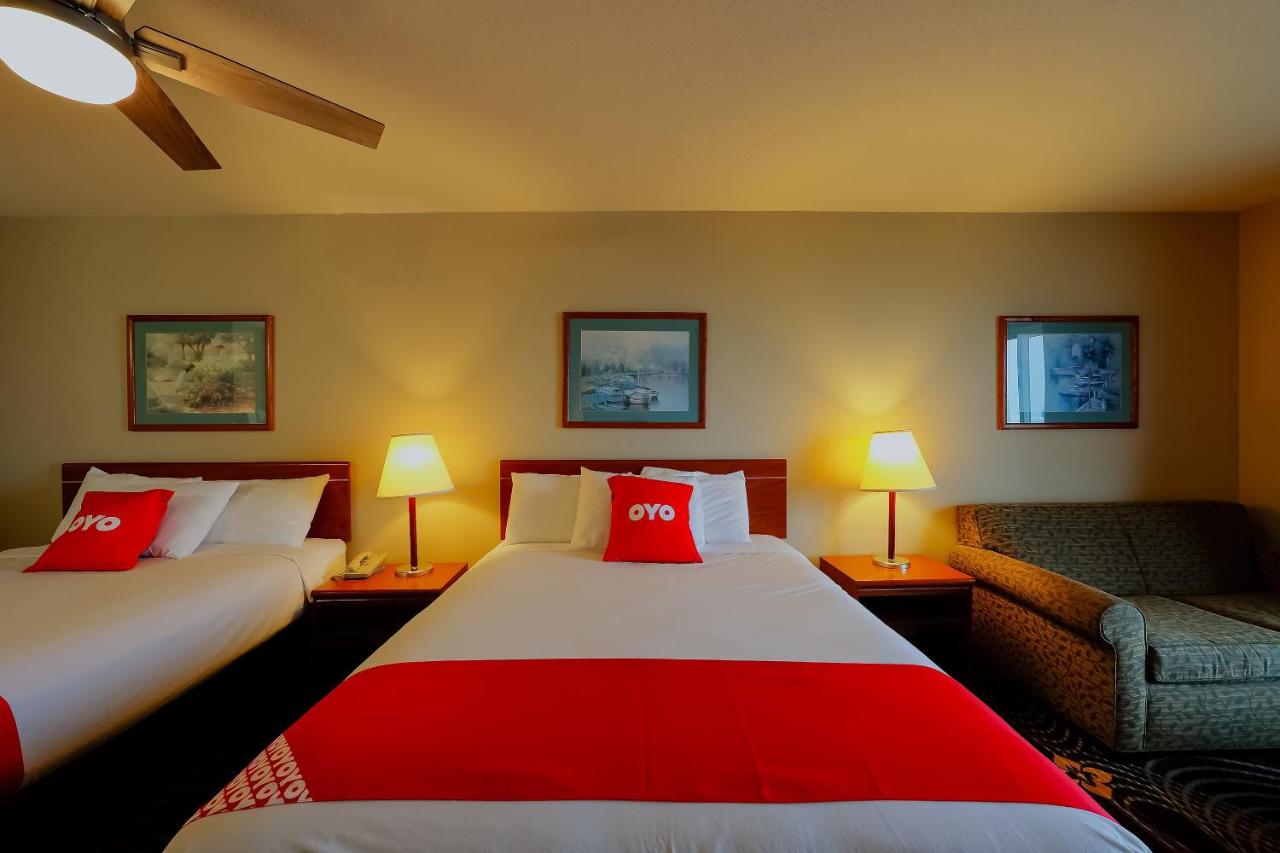 Double Queen Room - Ocean View (Pet Friendly) at Siletz Bay Beachfront Hotel by OYO Lincoln City