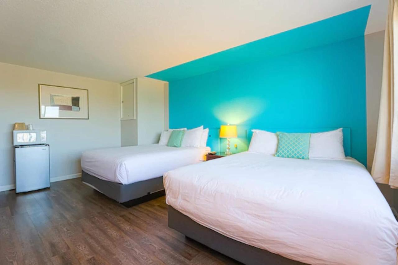 | Coast River Inn by OYO Seaside
