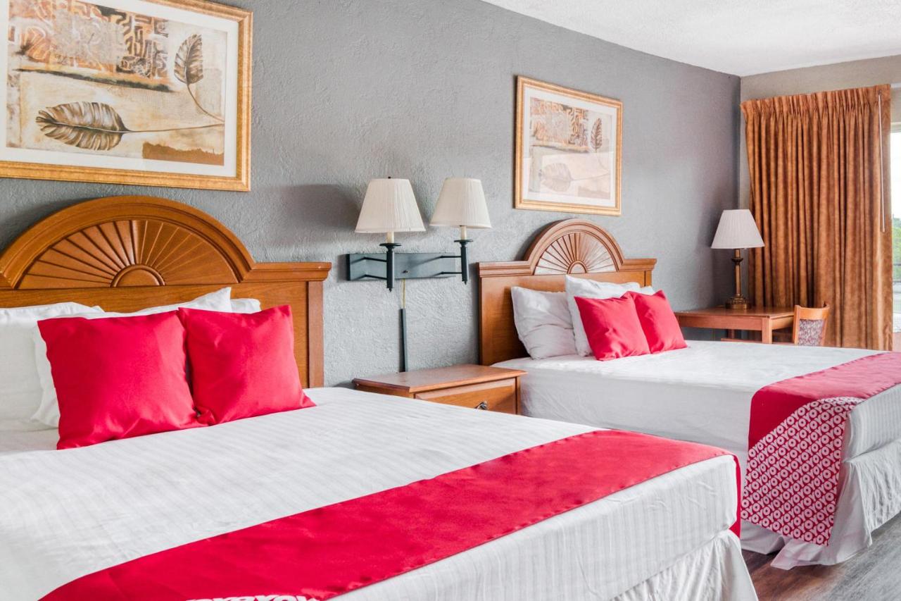 | OYO Hotel Mustang Silver Spring FL