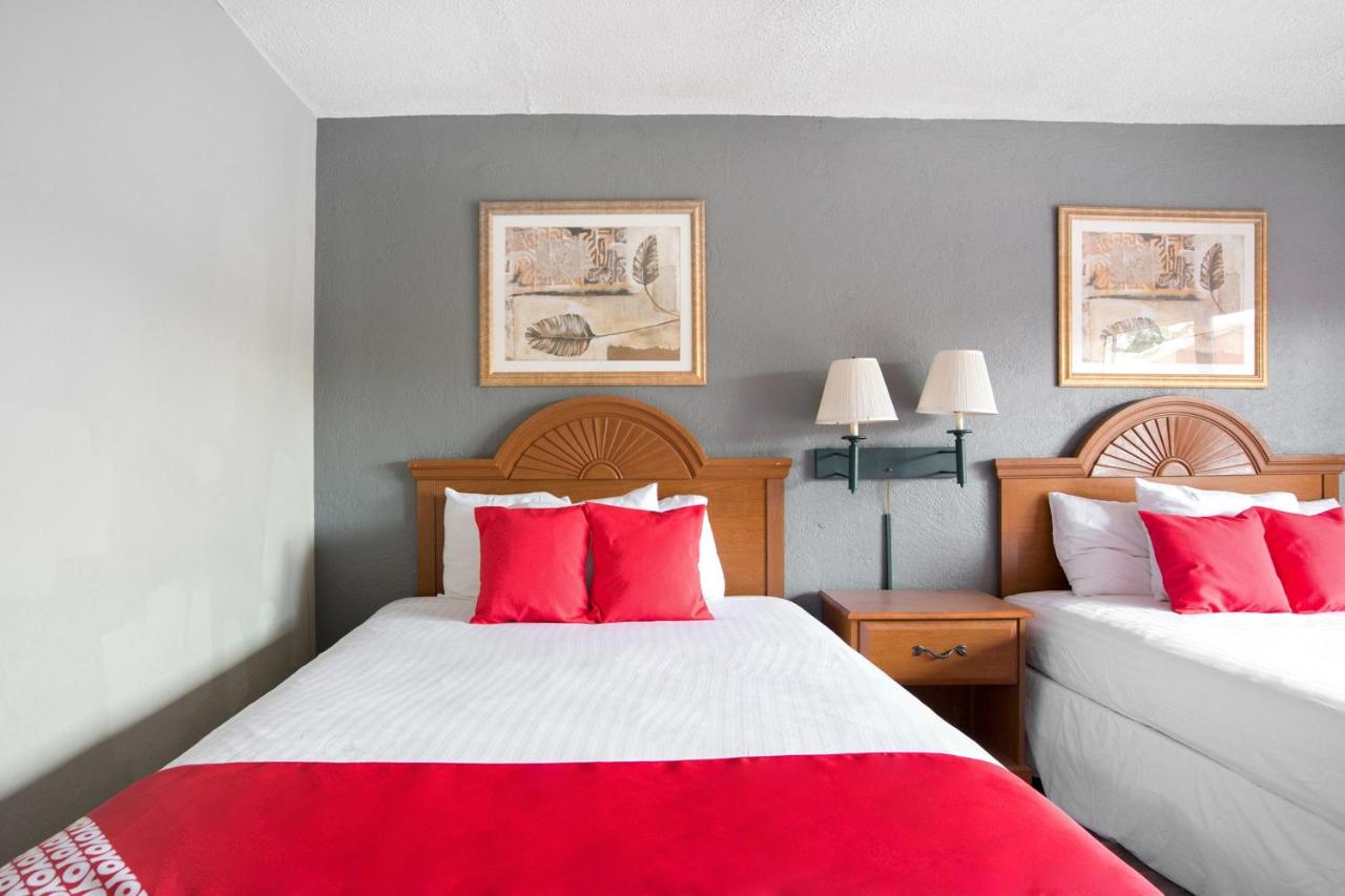| OYO Hotel Mustang Silver Spring FL