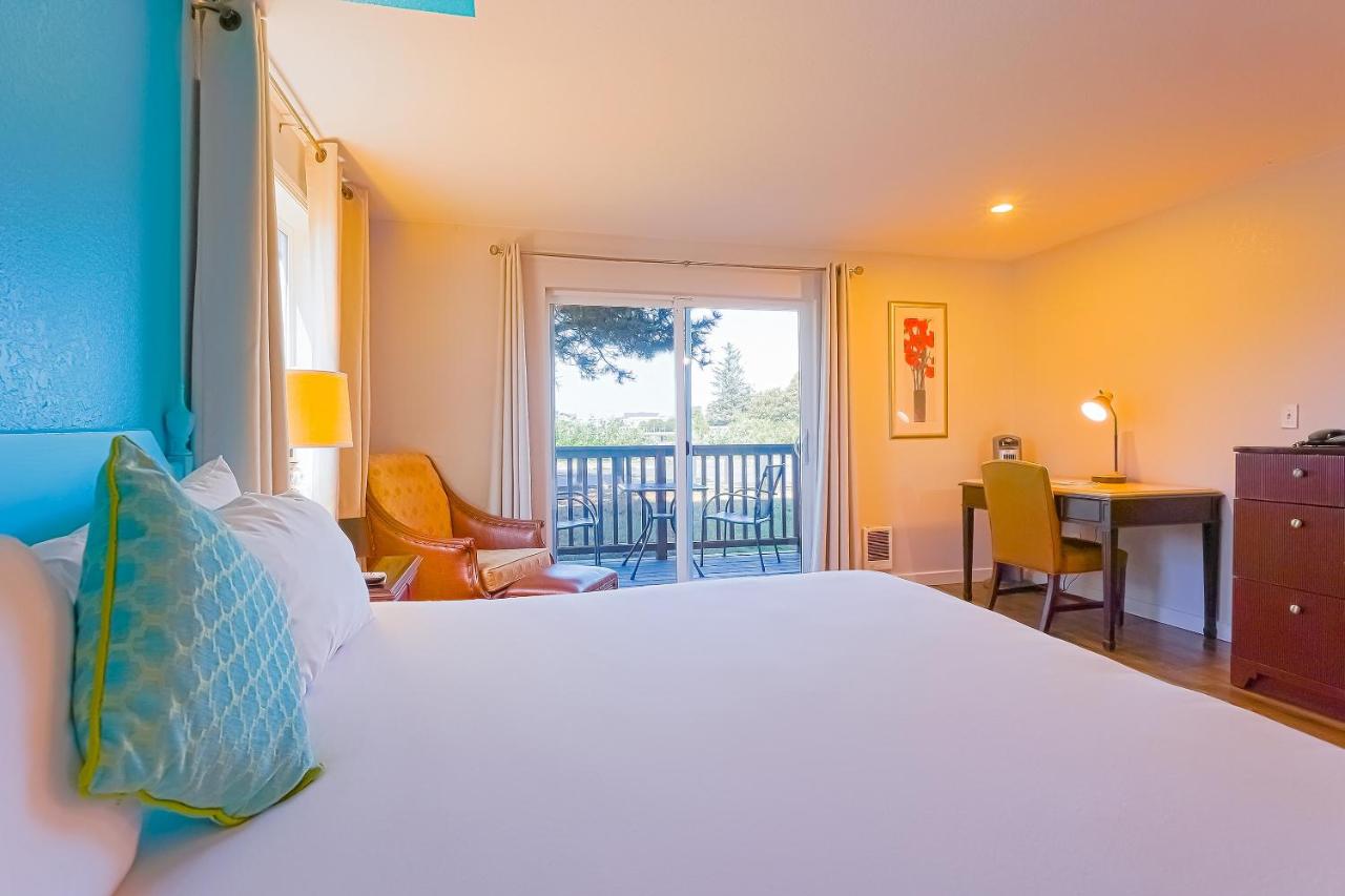 | Coast River Inn by OYO Seaside