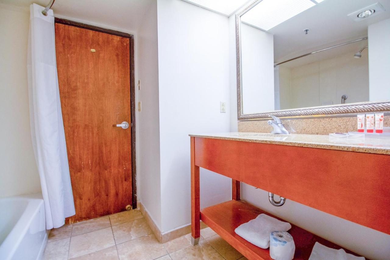 Deluxe King Bed with Pull Out at Tulsa Square Hotel Central, I-44 By OYO