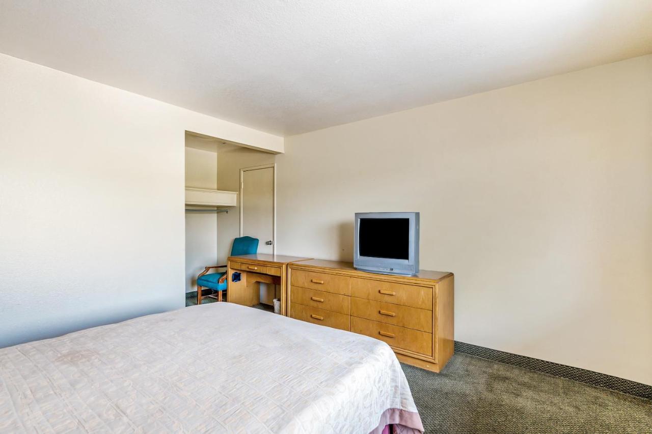| OYO Hotel Shreveport Airport North