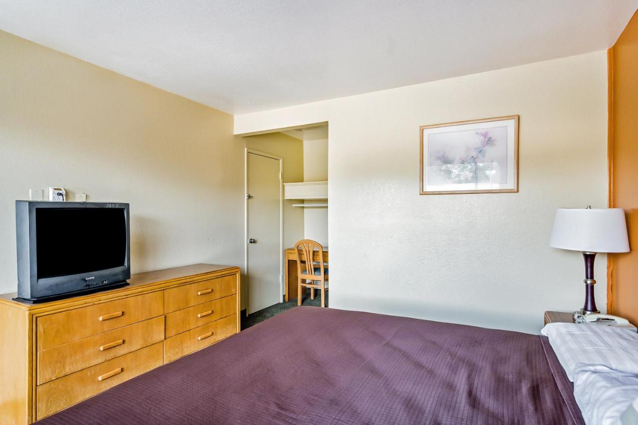 | OYO Hotel Shreveport Airport North