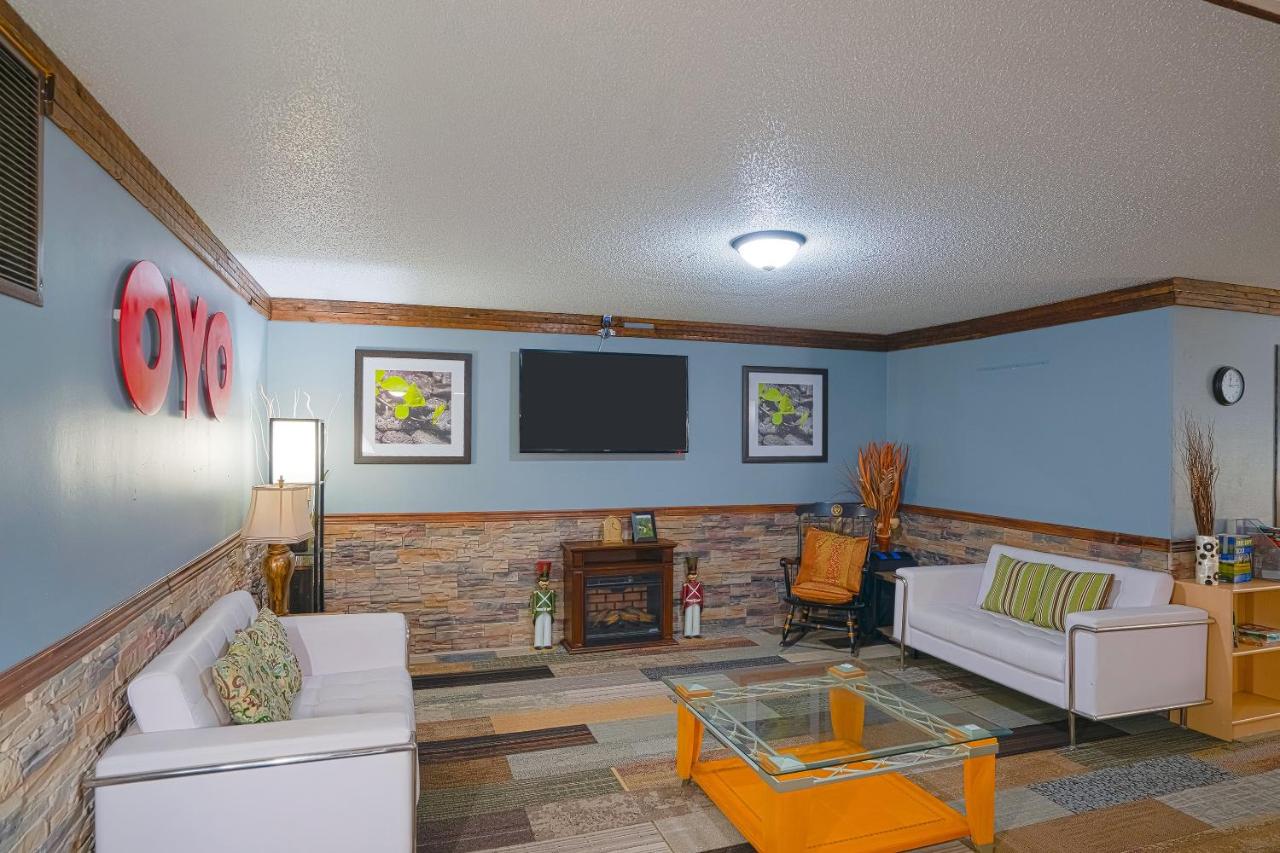 | OYO Hotel Redwood Falls near Jackpot Casino