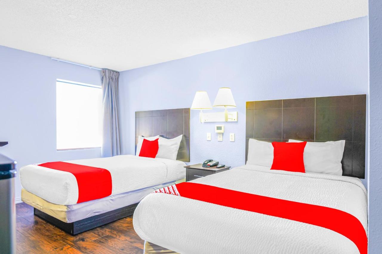 Quadruple Room - Disability Access at Americas Best Value Inn Irving DFW Airport South
