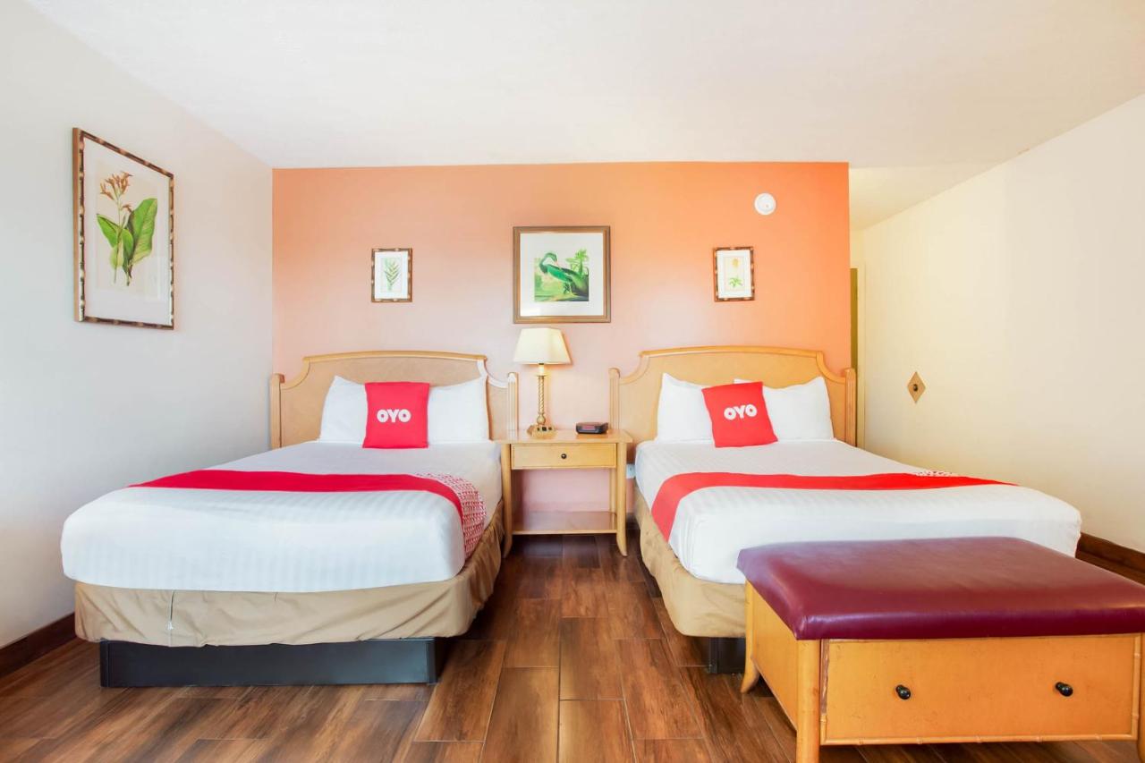 | OYO Waterfront Hotel- Cape Coral Fort Myers, FL