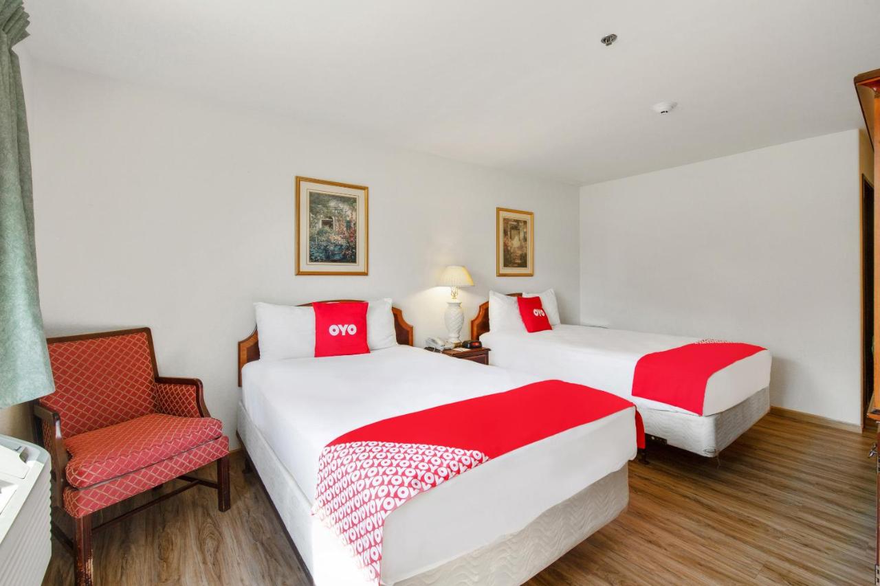  | OYO Hotel Portage I-94
