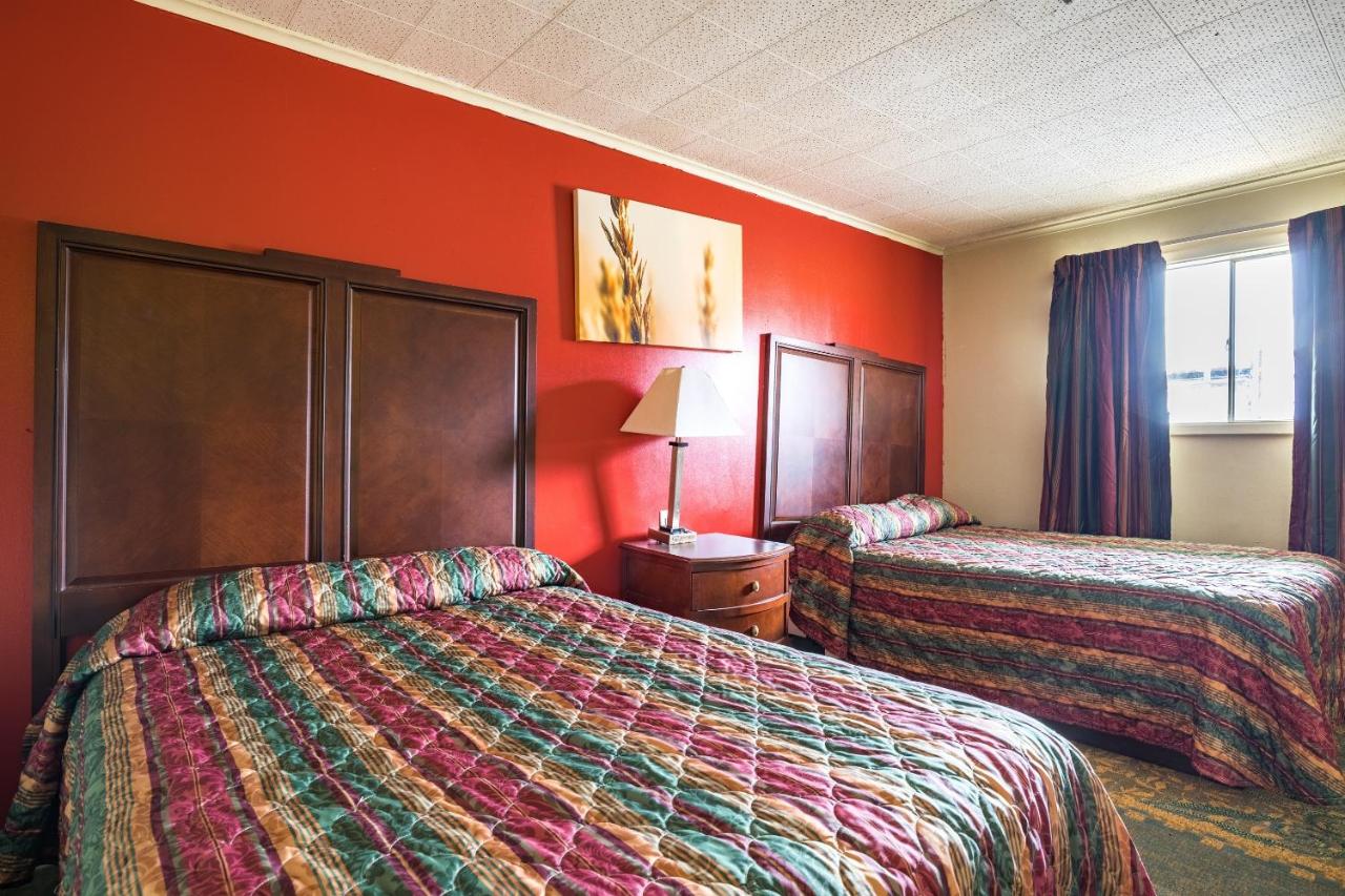 | OYO Hotel Holly Springs MS