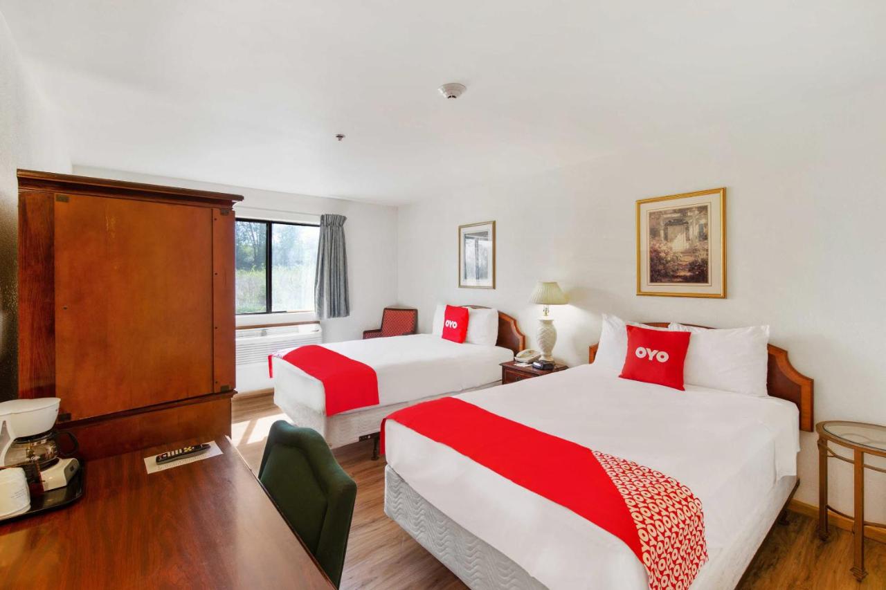  | OYO Hotel Portage I-94
