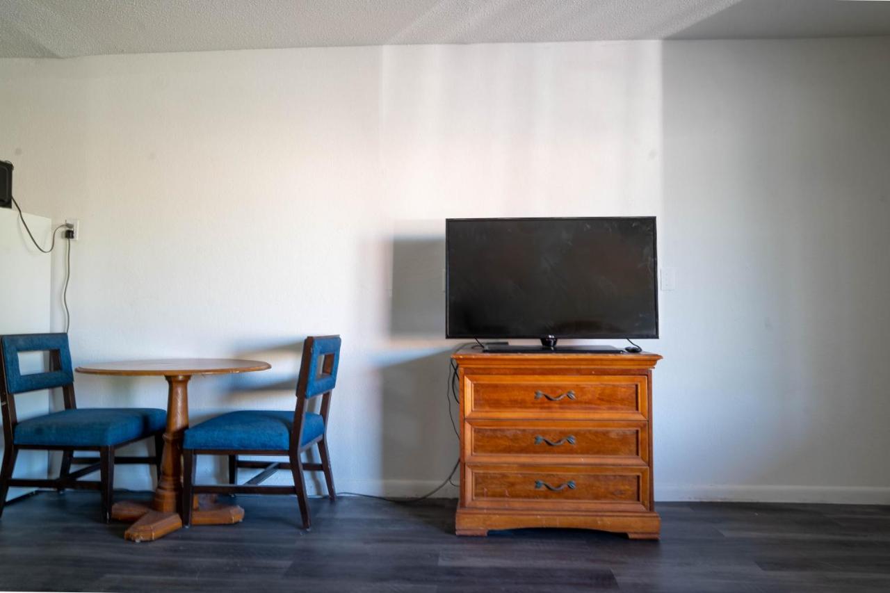 Double Room with Two Double Beds at OYO Hotel Ocala, Fl I-75