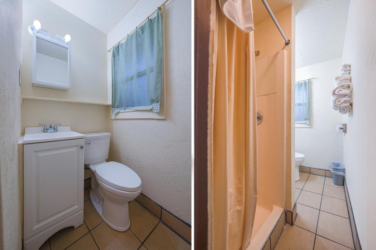 Two-Bedroom Suite at Oyo Hotel Portland Or Near Airport
