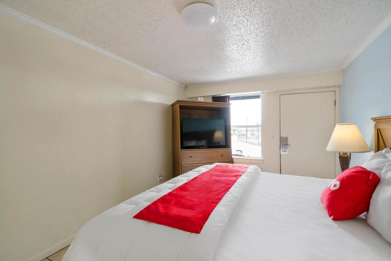 | OYO Hotel Rockport- Bay View