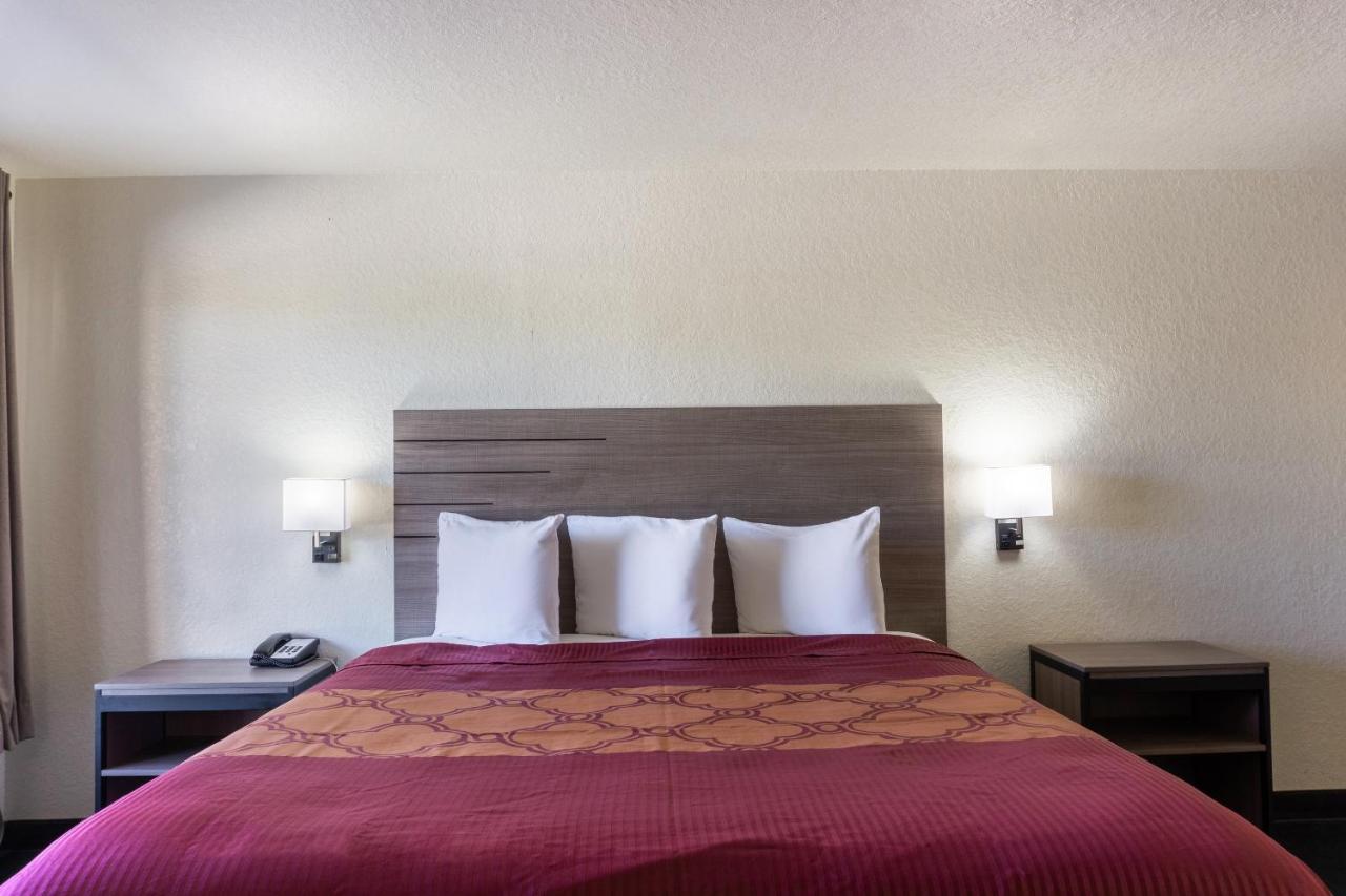  | OYO Inn & Suites Medical Center San Antonio