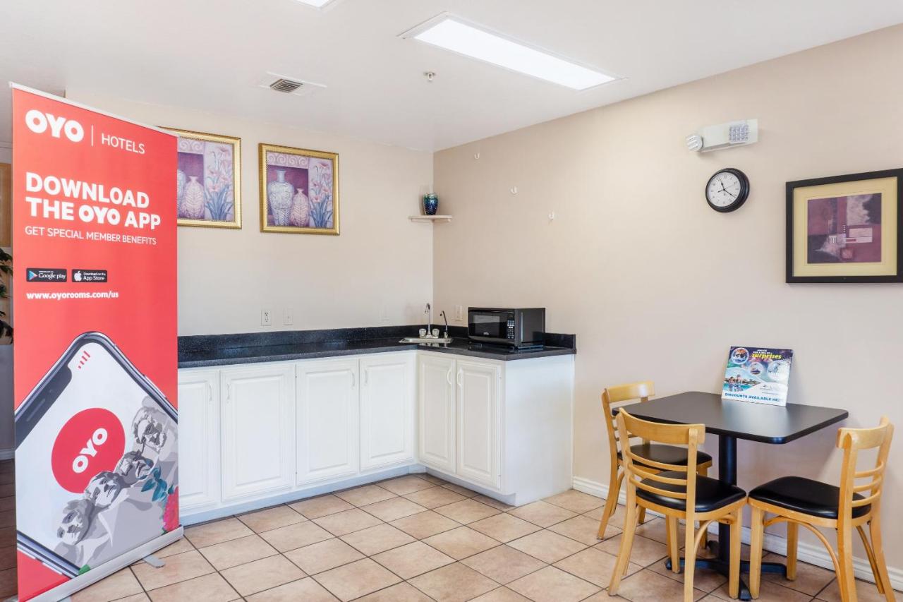  | OYO Inn & Suites Medical Center San Antonio