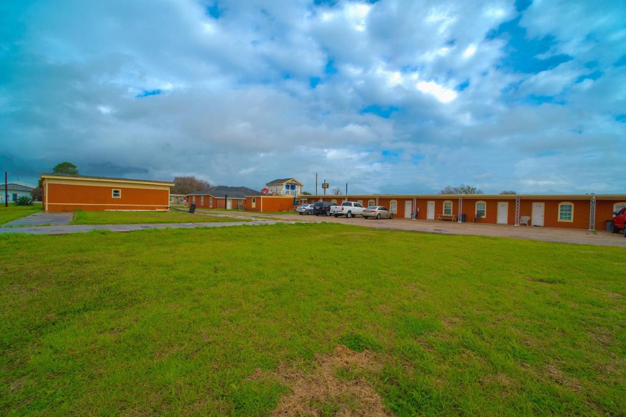  | Texana Inn Edna, Tx By OYO Near US-59