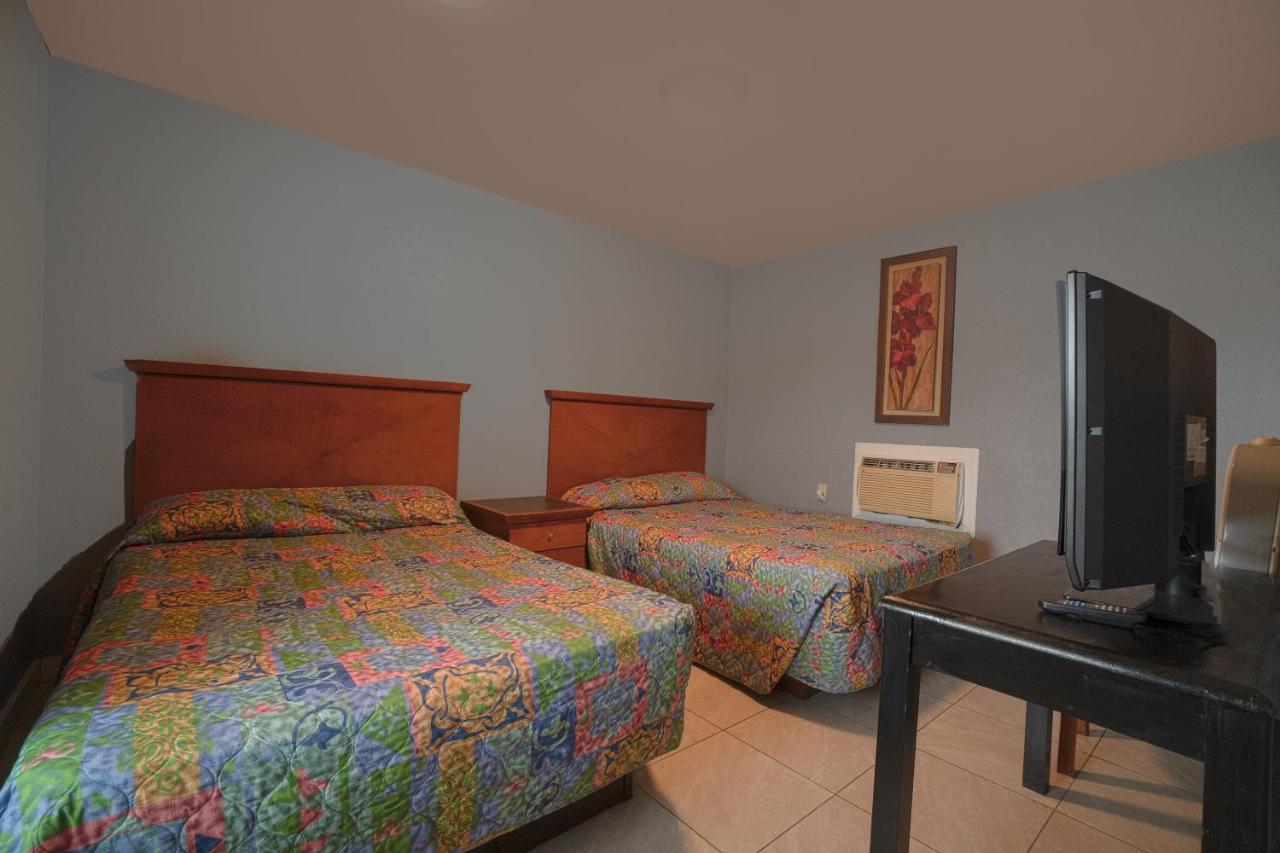  | Texana Inn Edna, Tx By OYO Near US-59