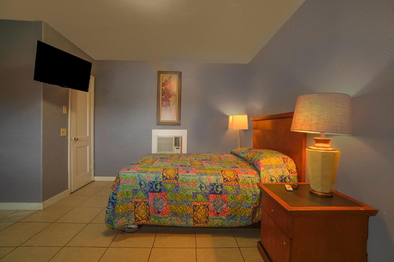  | Texana Inn Edna, Tx By OYO Near US-59