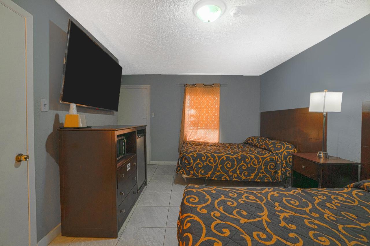  | Texana Inn Edna, Tx By OYO Near US-59