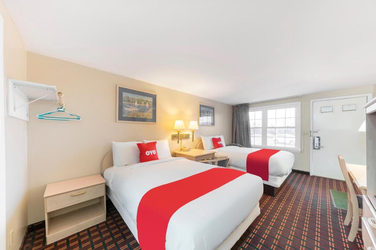 | OYO Hotel Starlite Seneca Falls