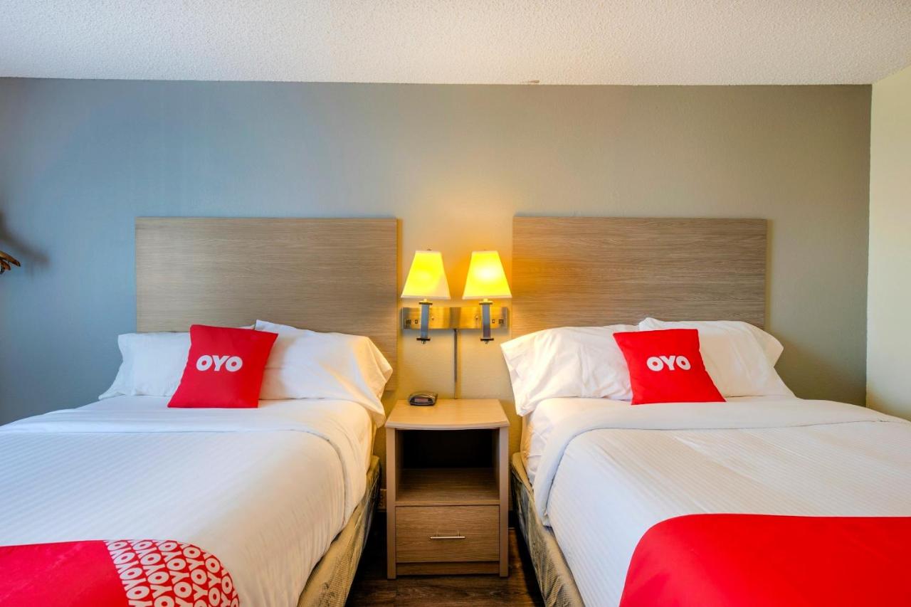 Double Room with Two Double Beds at Rockview Hotel Castle Rock Downtown