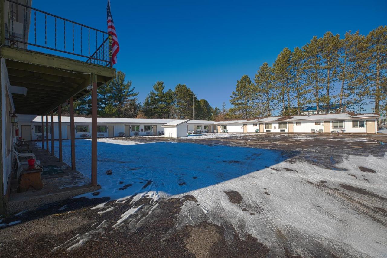 | OYO Hotel Tomahawk - Lake Mohawksin