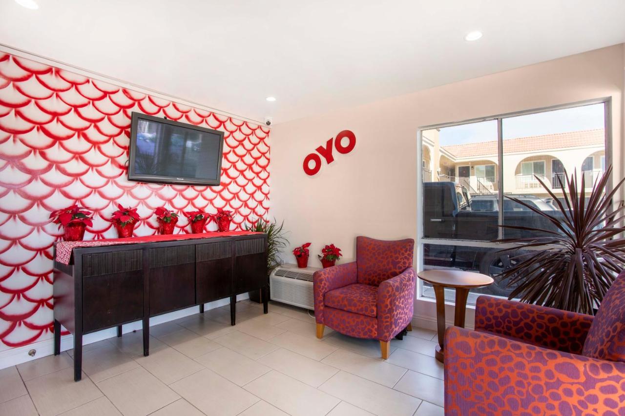 | OYO Hotel Palmdale - Antelope Valley
