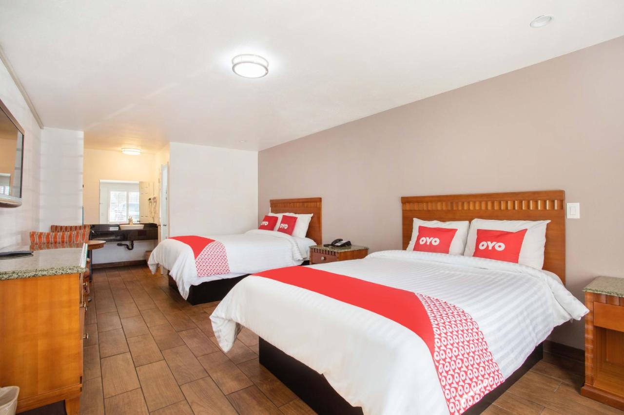 | OYO Hotel Palmdale - Antelope Valley