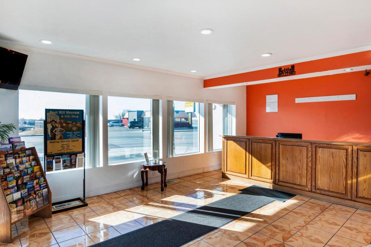  | OYO Townhouse Dodge City KS