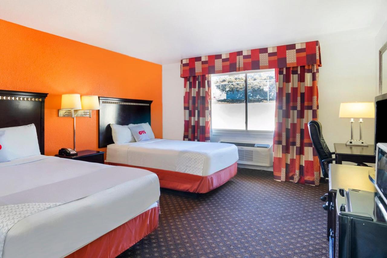  | OYO Townhouse Dodge City KS