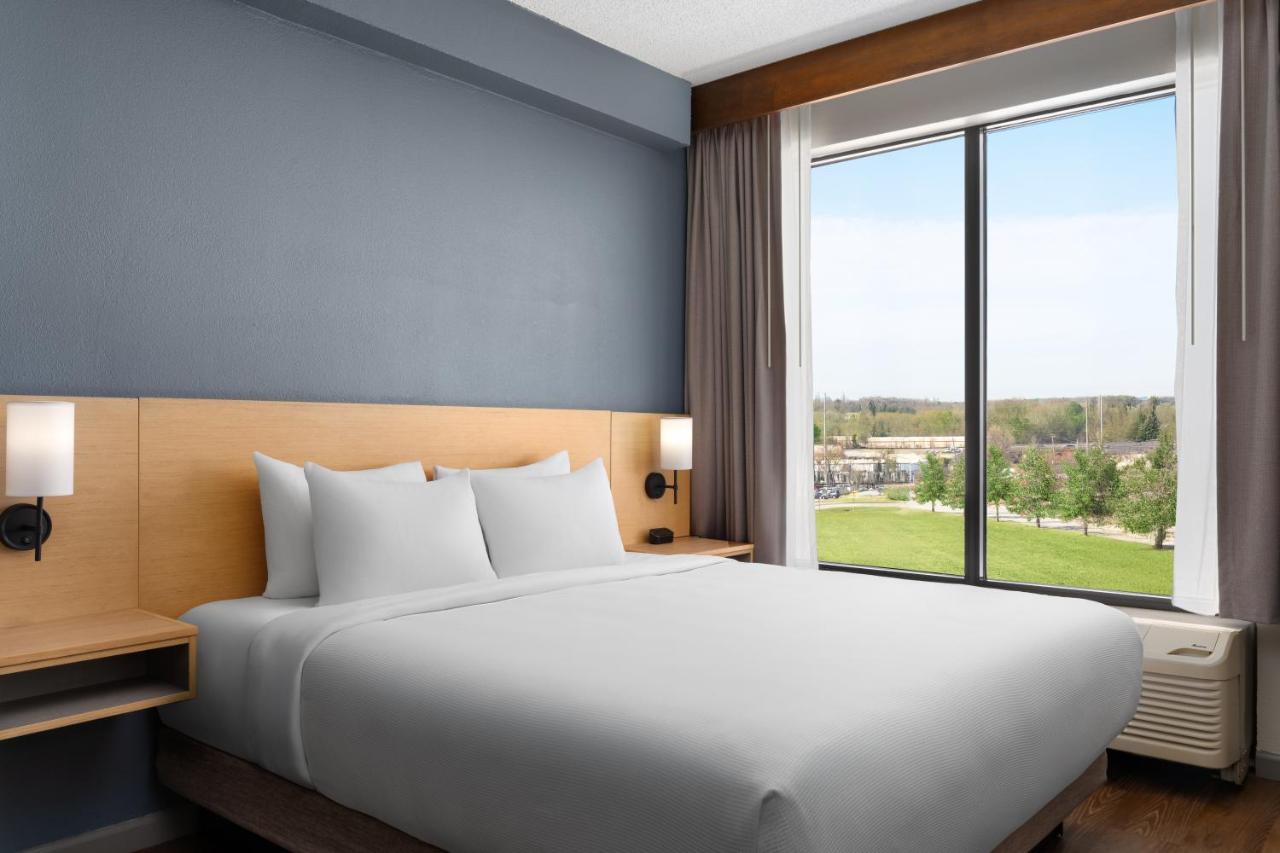 Double Room - High Floor at Hyatt Place Atlanta Airport-North