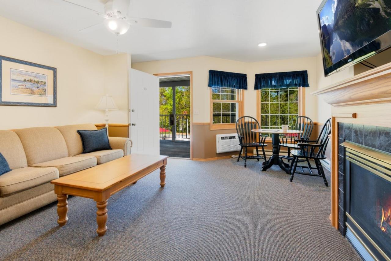  | Bay Breeze Resort