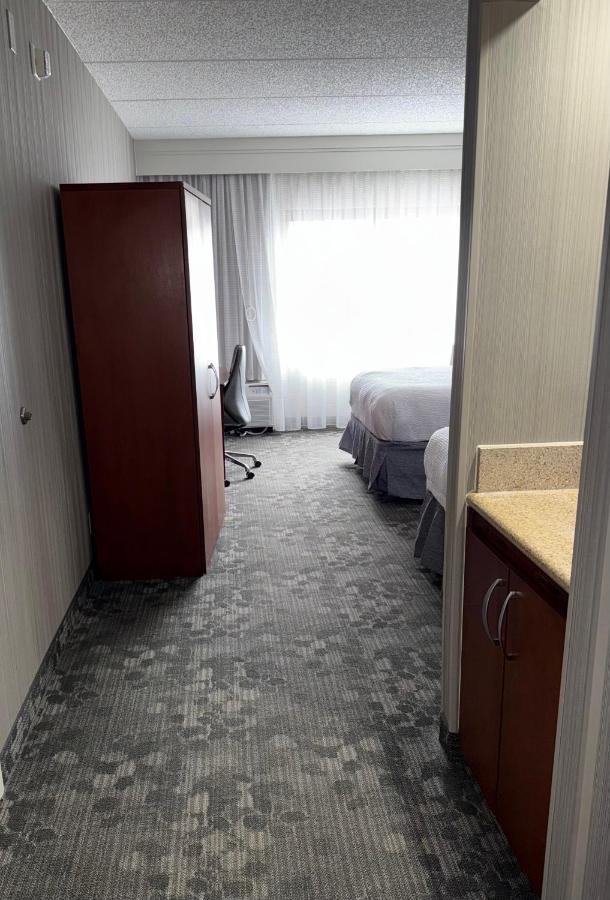 | Courtyard by Marriott Fishkill