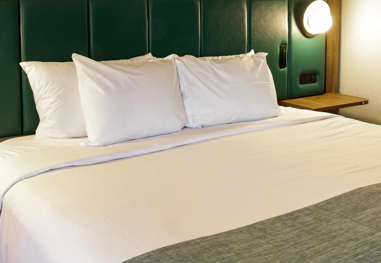  | Sleep Inn Owensboro