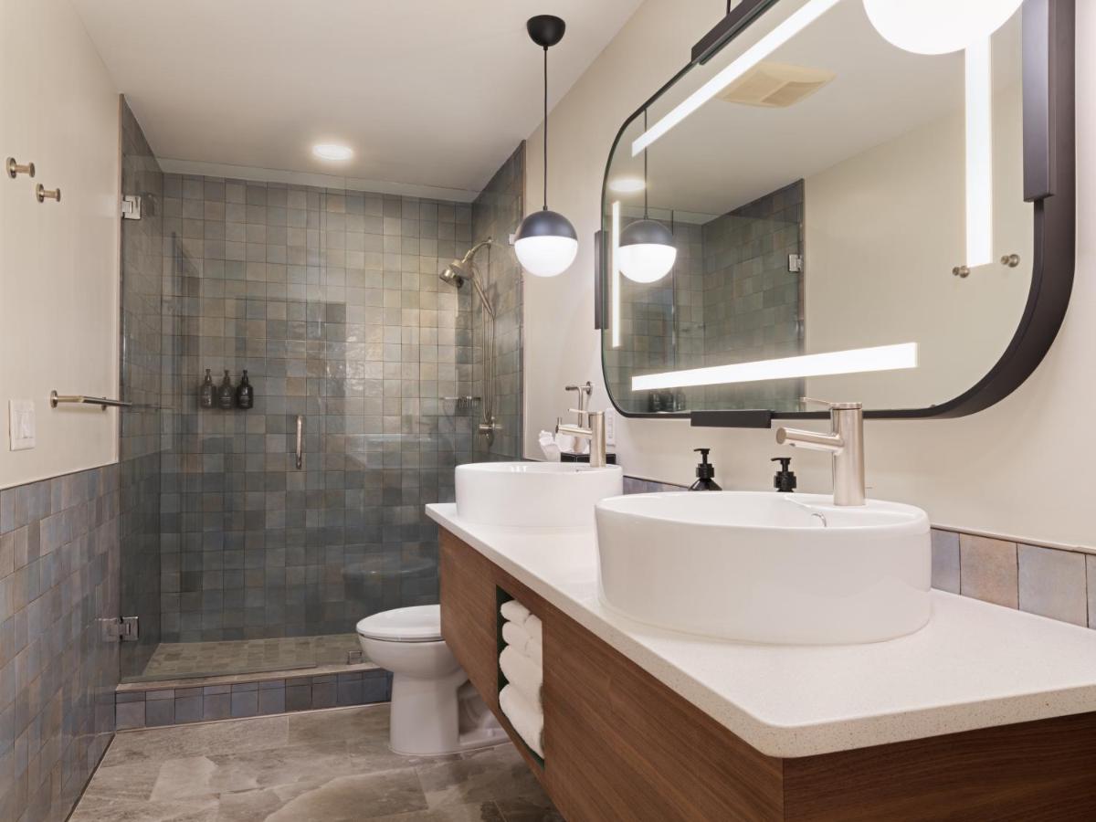 King Executive Suite at Hotel Indigo Asheville Downtown, an IHG Hotel