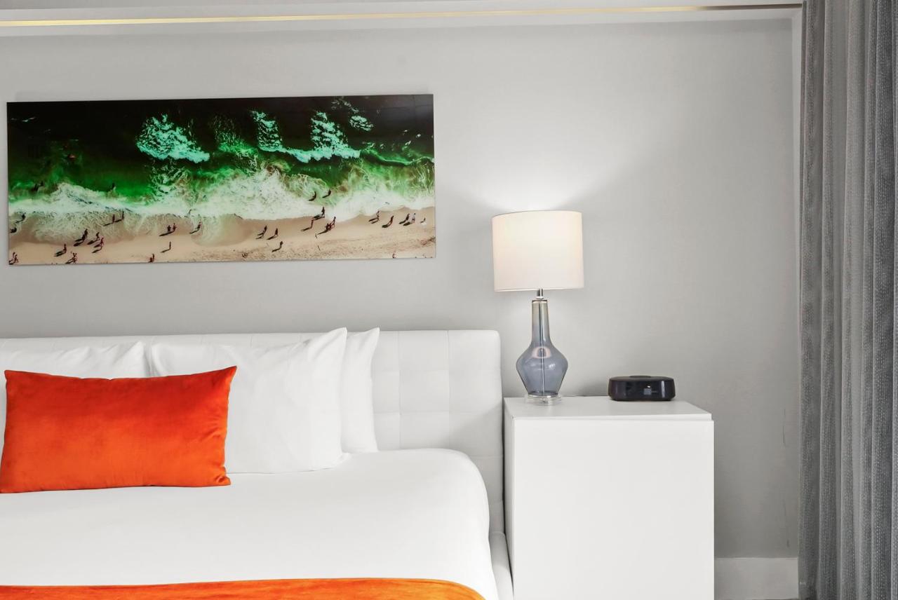 King Room with Balcony at Riviera Hotel South Beach