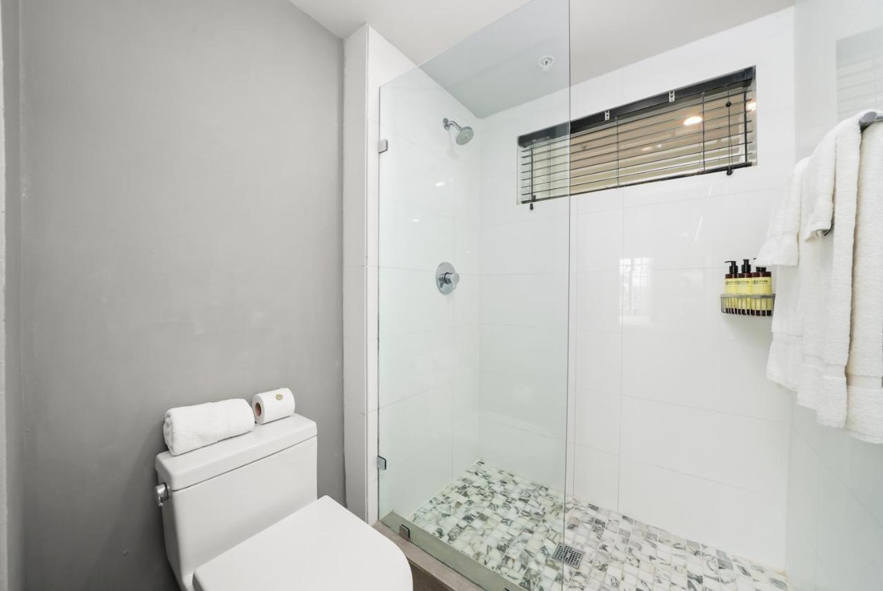 King Room with Balcony at Riviera Hotel South Beach
