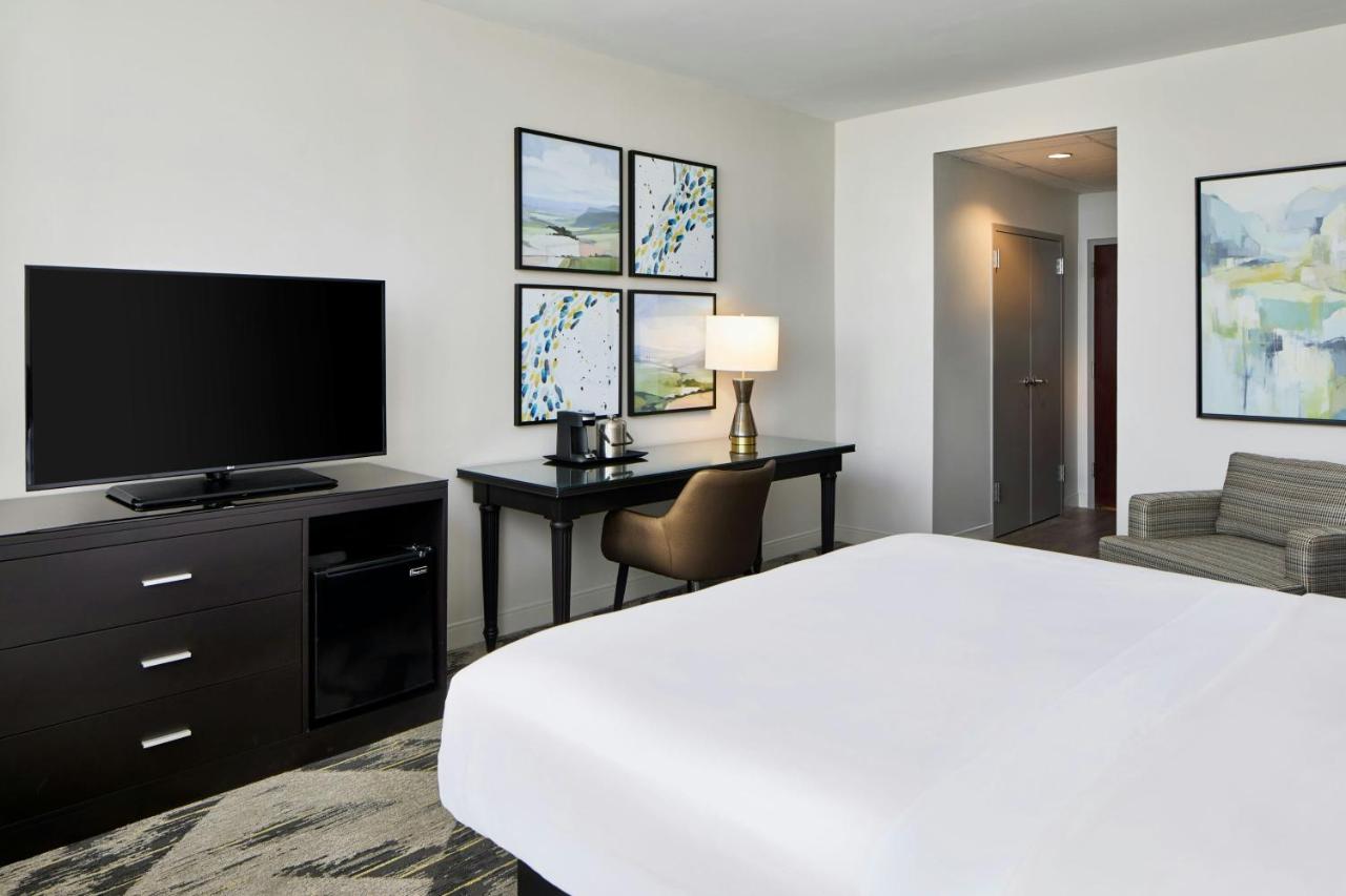 | Sheraton Birmingham Hotel