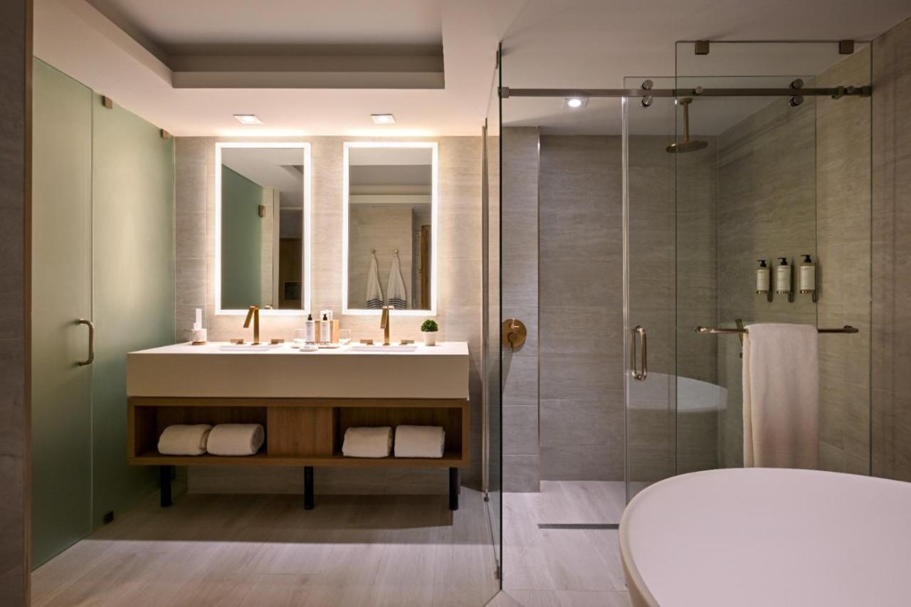 | Amrit Ocean Resort & Residences Singer Island