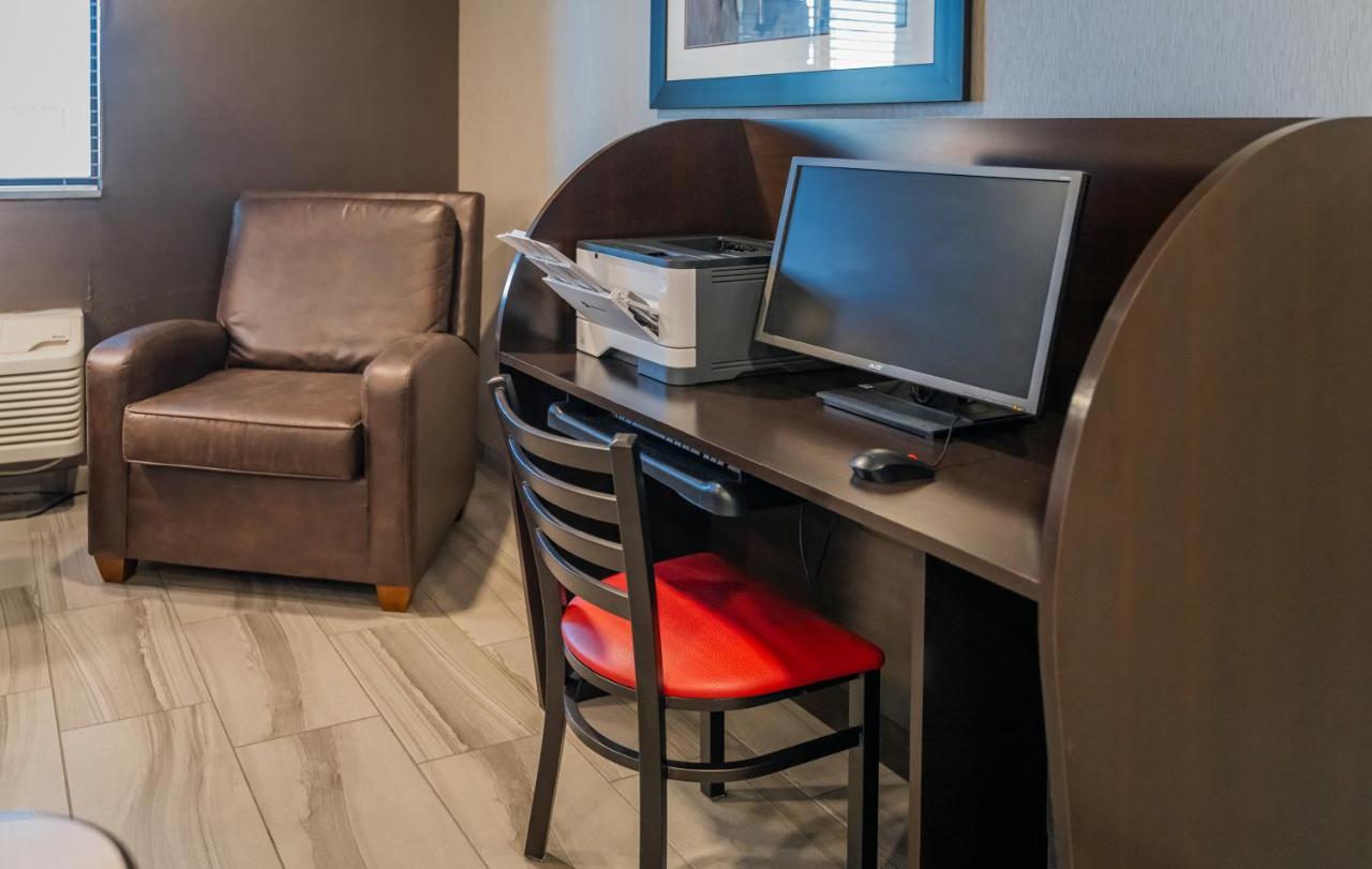 | My Place Hotel-Mount Pleasant, WI