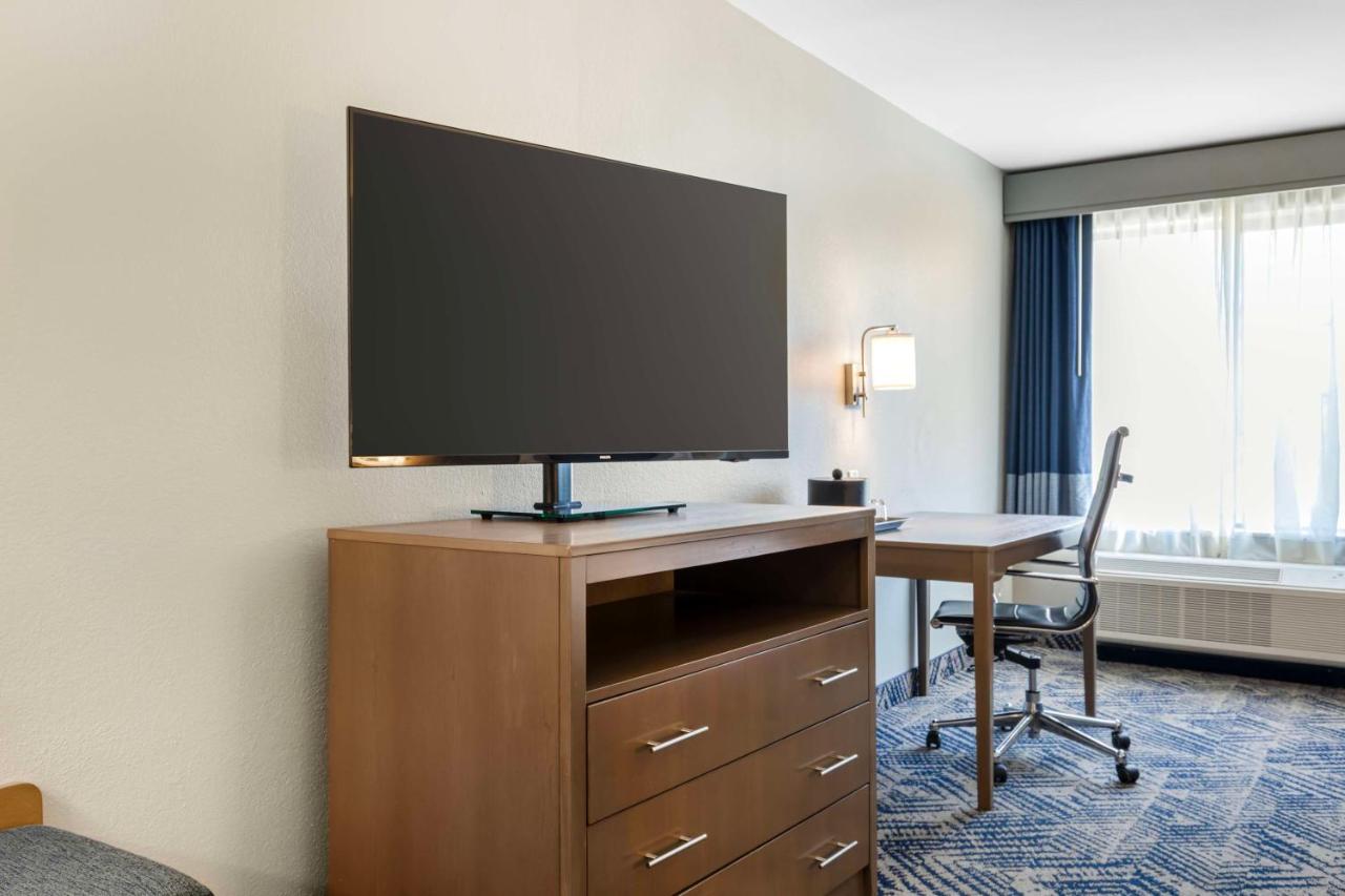| Best Western Plus Lewisville Flower Mound